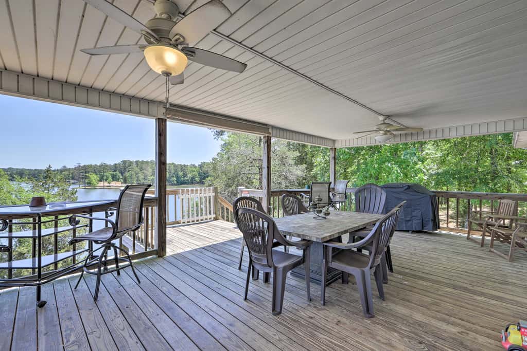 House w/ Dock + Slide Situated on Lake Sinclair!
