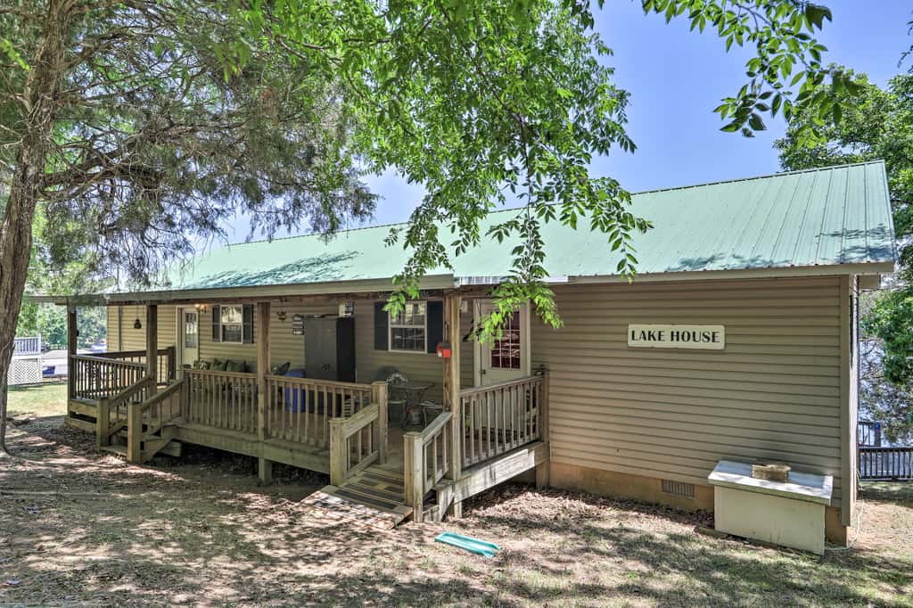 House w/ Dock + Slide Situated on Lake Sinclair!