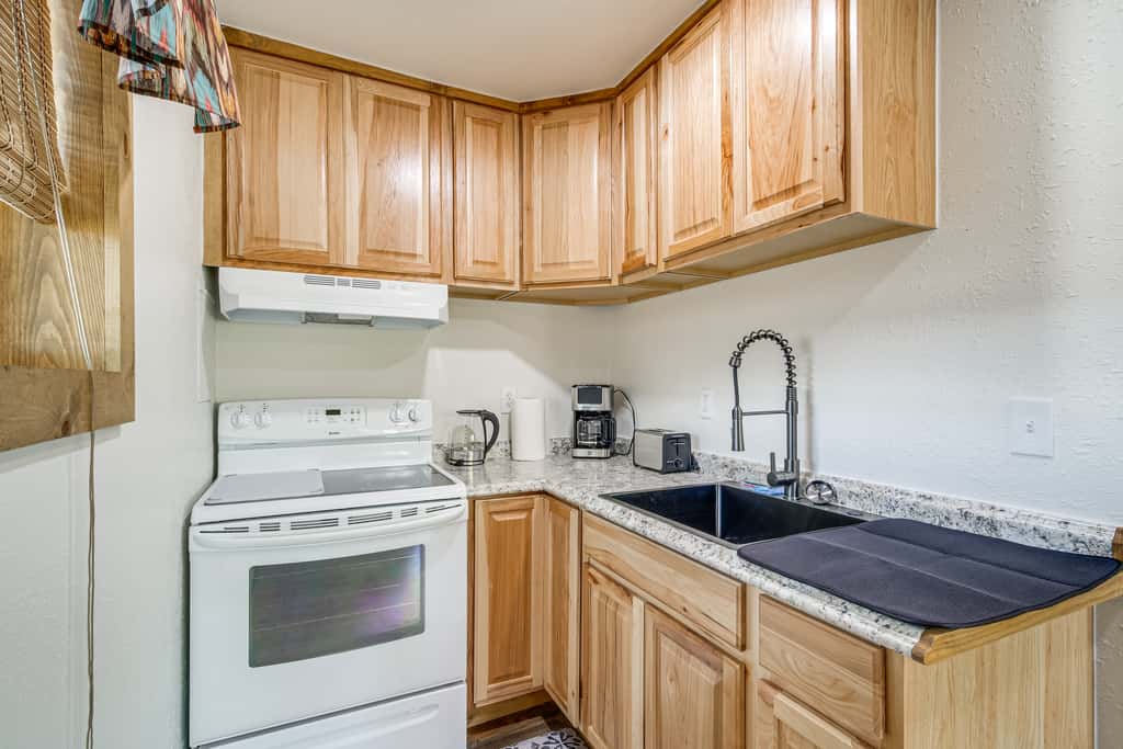 'Crater Lake' Williamson River Resort Cabin 6