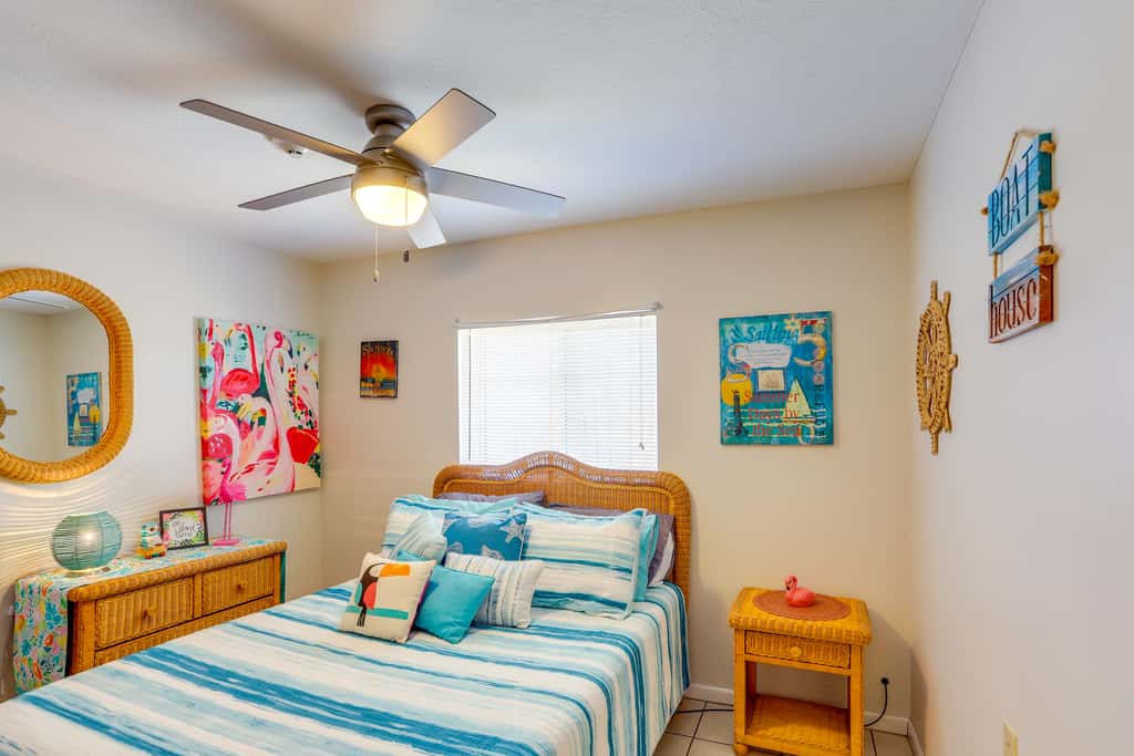 Waterfront Middle Bass Condo w/ Pool Access!