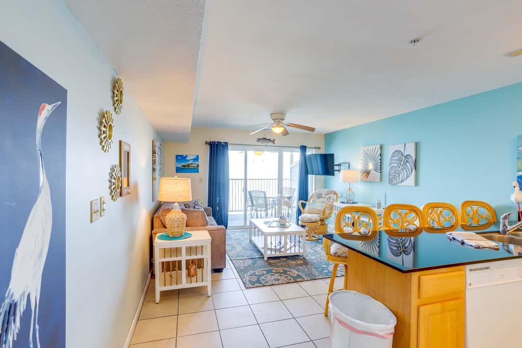 Waterfront Middle Bass Condo w/ Pool Access!
