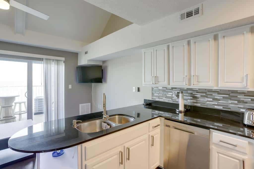 Waterfront Middle Bass Condo w/ Lake Erie Views!