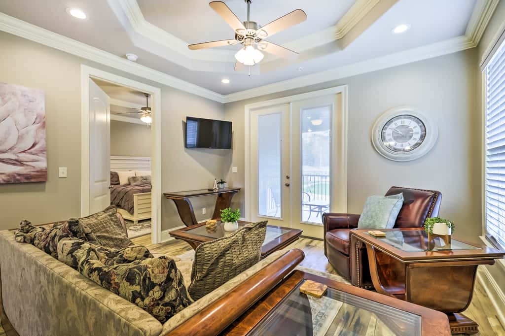 Diamondhead Condo - Marina, Pool Access & Golfing!