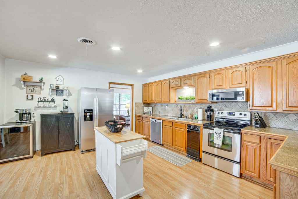 Spacious Deck: Waterfront Home in Gun Barrel City!