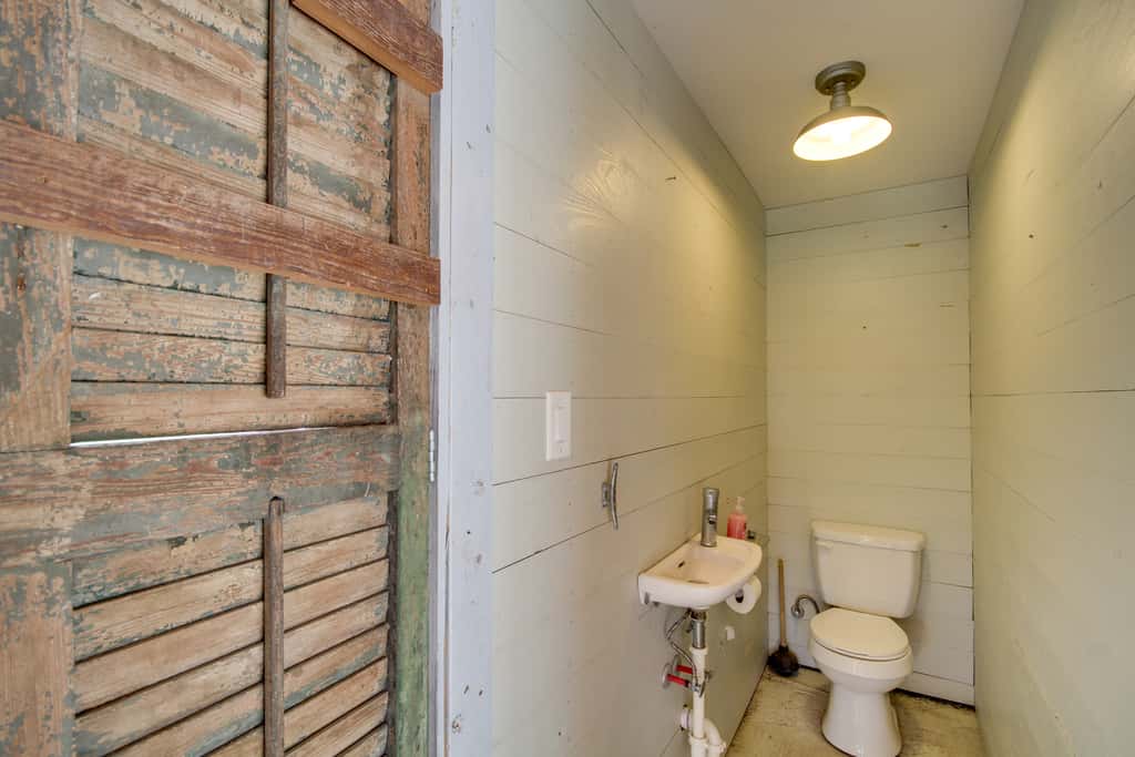 Sunny Waveland Home Rental w/ Pool: Walk to Beach!