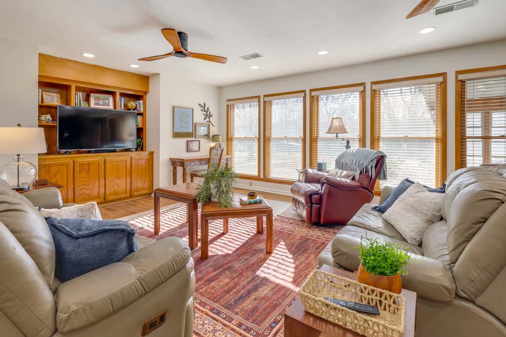 Fish, Hike & Relax: Heber Springs Family Home