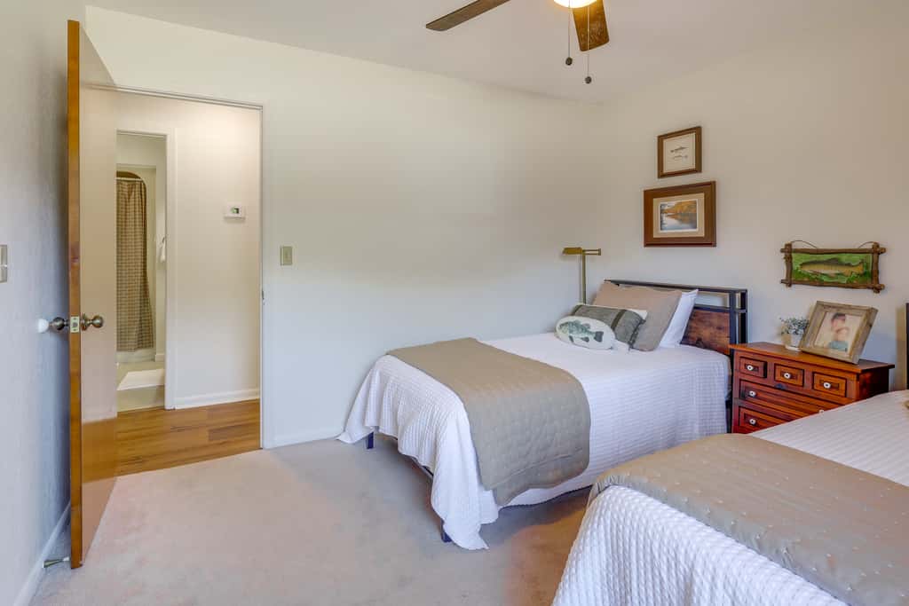 Fish, Hike & Relax: Heber Springs Family Home