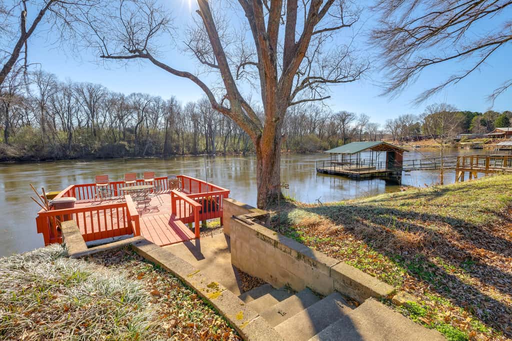 Fish, Hike & Relax: Heber Springs Family Home
