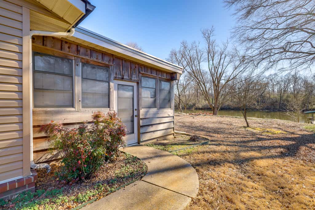 Fish, Hike & Relax: Heber Springs Family Home