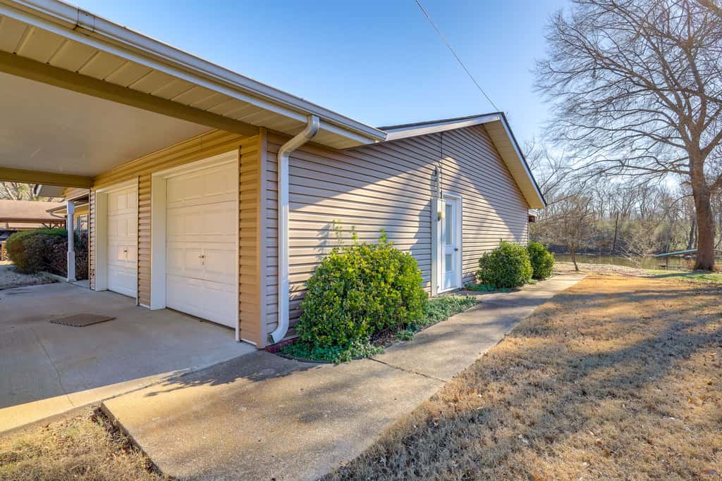 Fish, Hike & Relax: Heber Springs Family Home
