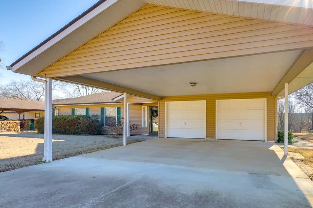 Fish, Hike & Relax: Heber Springs Family Home
