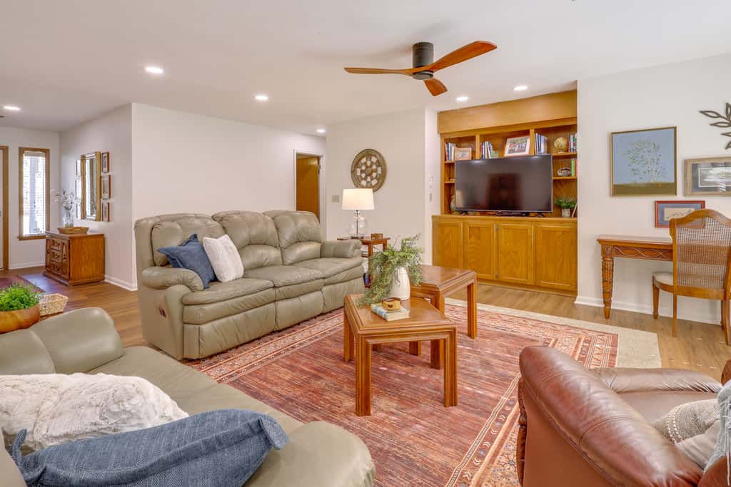 Fish, Hike & Relax: Heber Springs Family Home