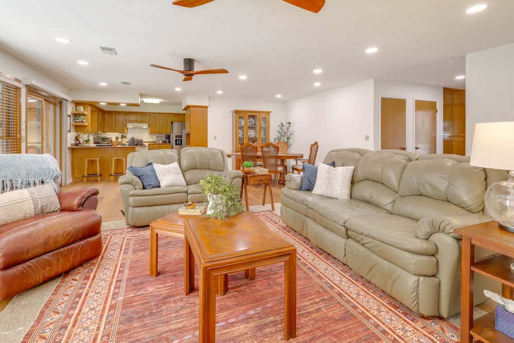 Fish, Hike & Relax: Heber Springs Family Home