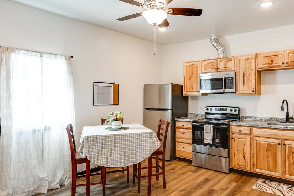 < 2 Mi to Dtwn: Pet-Friendly Getaway in Fairbanks