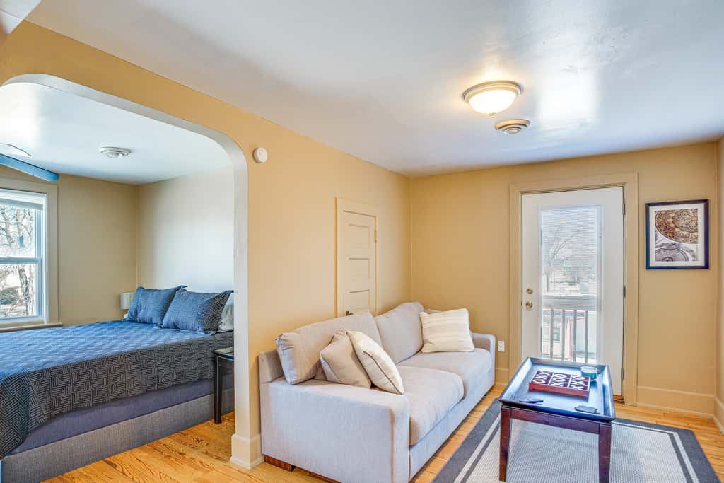 2 Mi to Dtwn: Studio Suite in Sheboygan