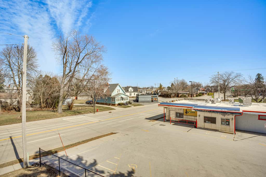2 Mi to Dtwn: Studio Suite in Sheboygan