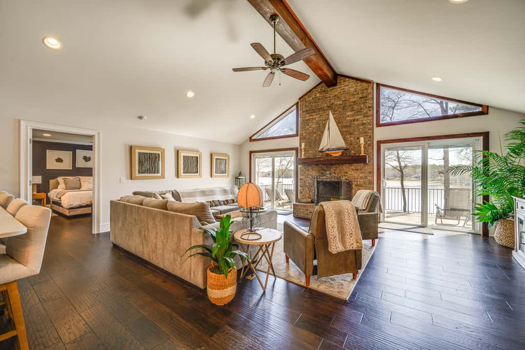Lakefront Lake Oconee Home: Boat Dock + Hot Tub