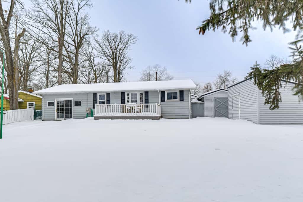 Rice Lake Escape w/ Private Dock: 1 Mi to Main St