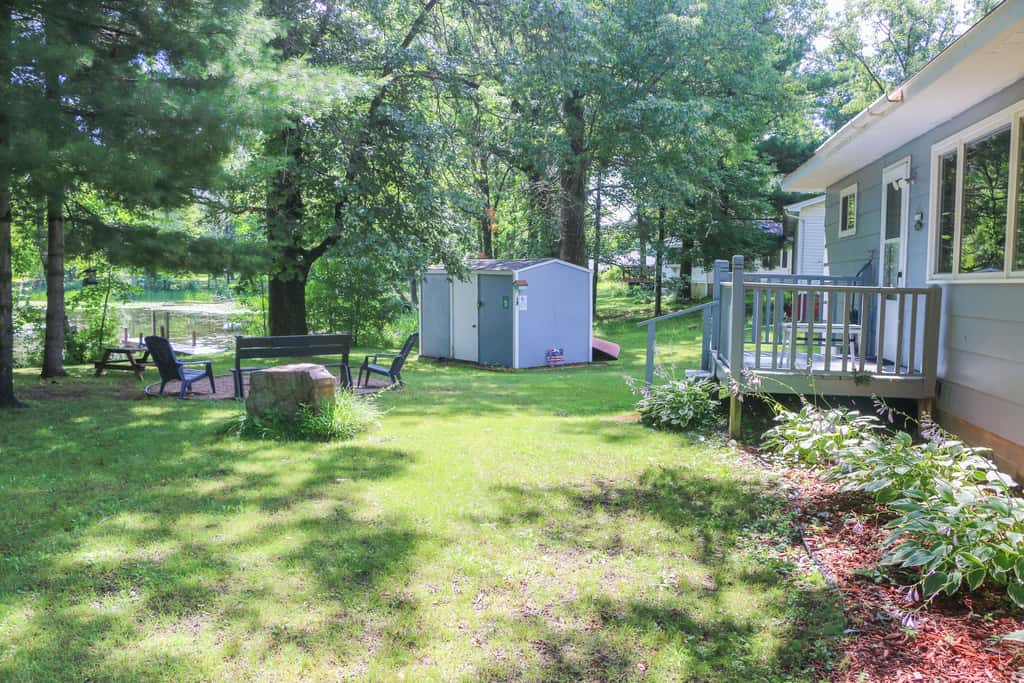 Fishermen's Paradise w/ Fire Pit on Rice Lake!