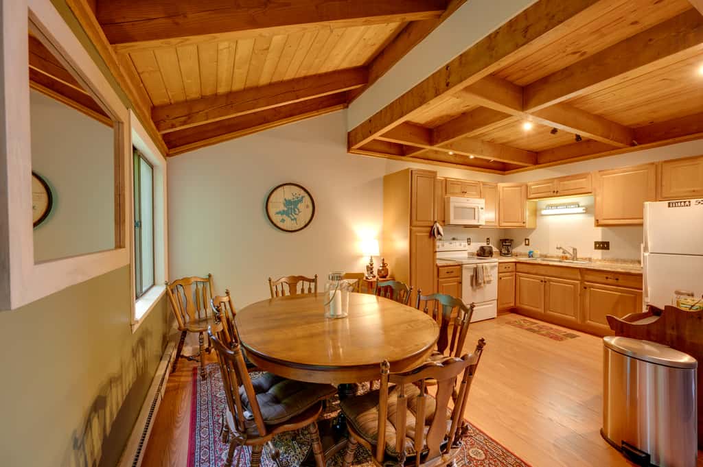 Unique Thornton Townhome: Swim, Ski, & Hike!