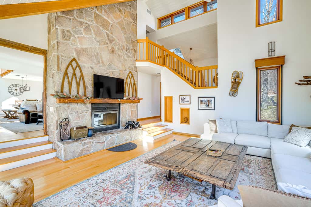 Deck & Game Room: Family Wilmington Retreat