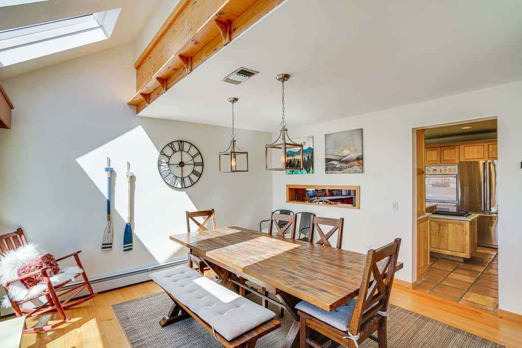 Deck & Game Room: Family Wilmington Retreat