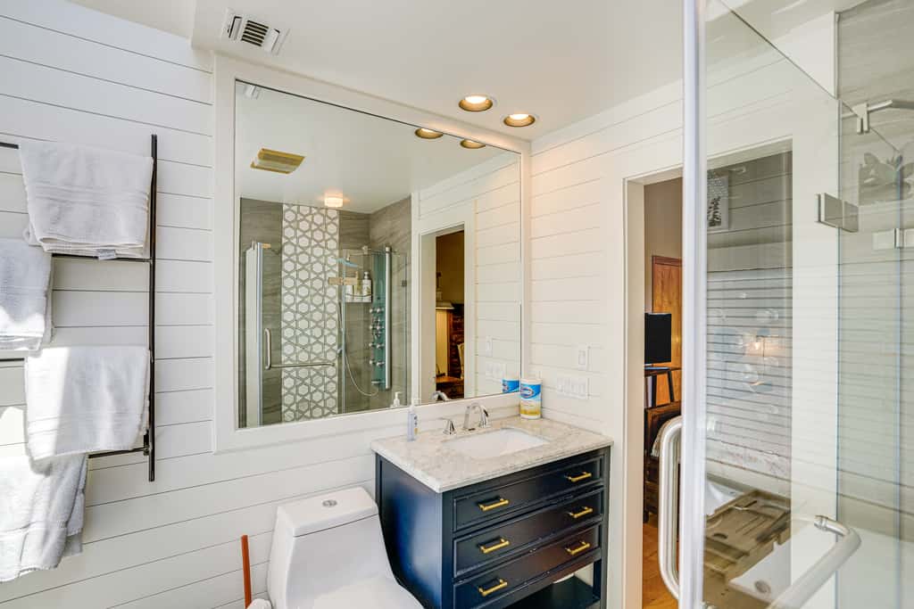 Deck & Game Room: Family Wilmington Retreat