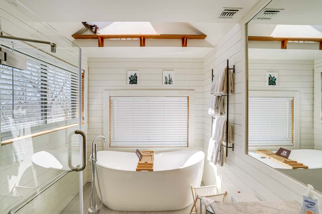 Deck & Game Room: Family Wilmington Retreat