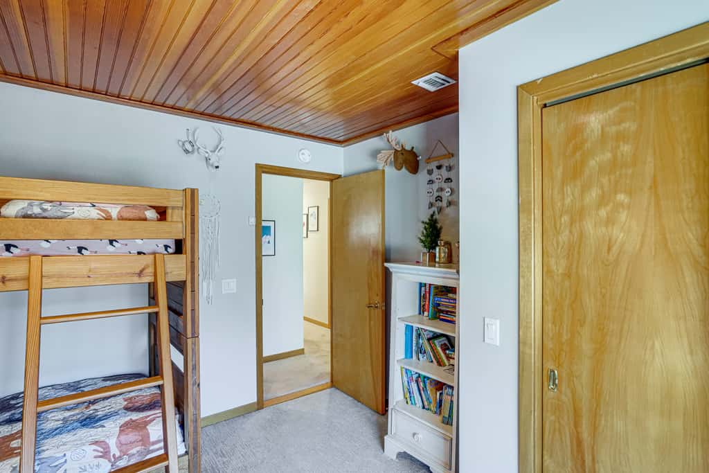 Deck & Game Room: Family Wilmington Retreat