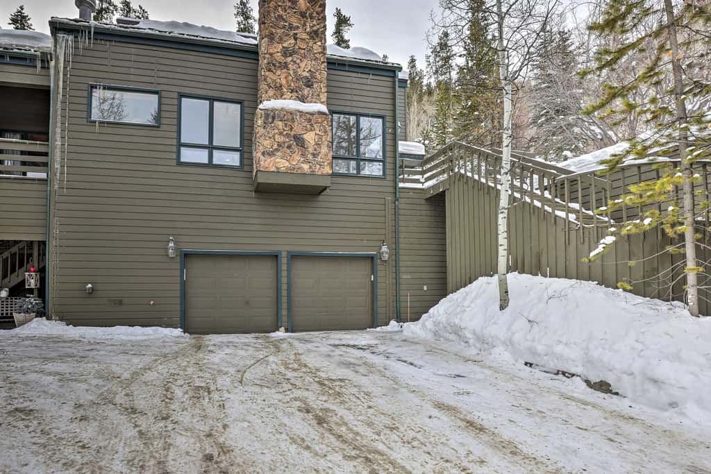 Avon Duplex w/ Hot Tub: Near Vail Hiking & Golf!