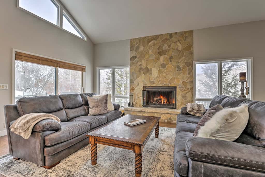 Avon Duplex w/ Hot Tub: Near Vail Hiking & Golf!