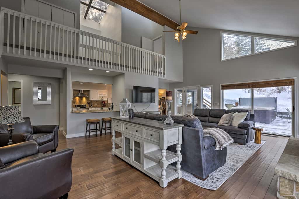 Avon Duplex w/ Hot Tub: Near Vail Hiking & Golf!