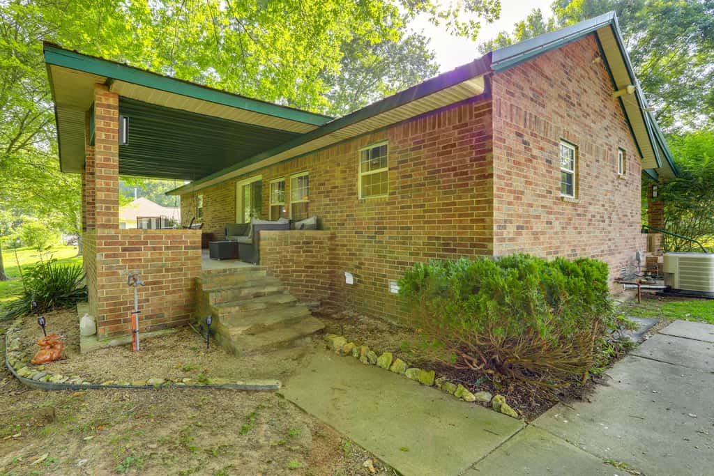 Riverfront Home w/ Porches & Views in Cotter!