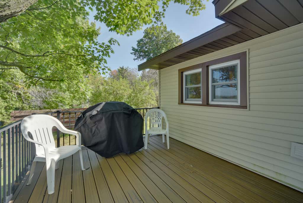Pet Friendly  w/ Private Dock - Steps to Rice Lake