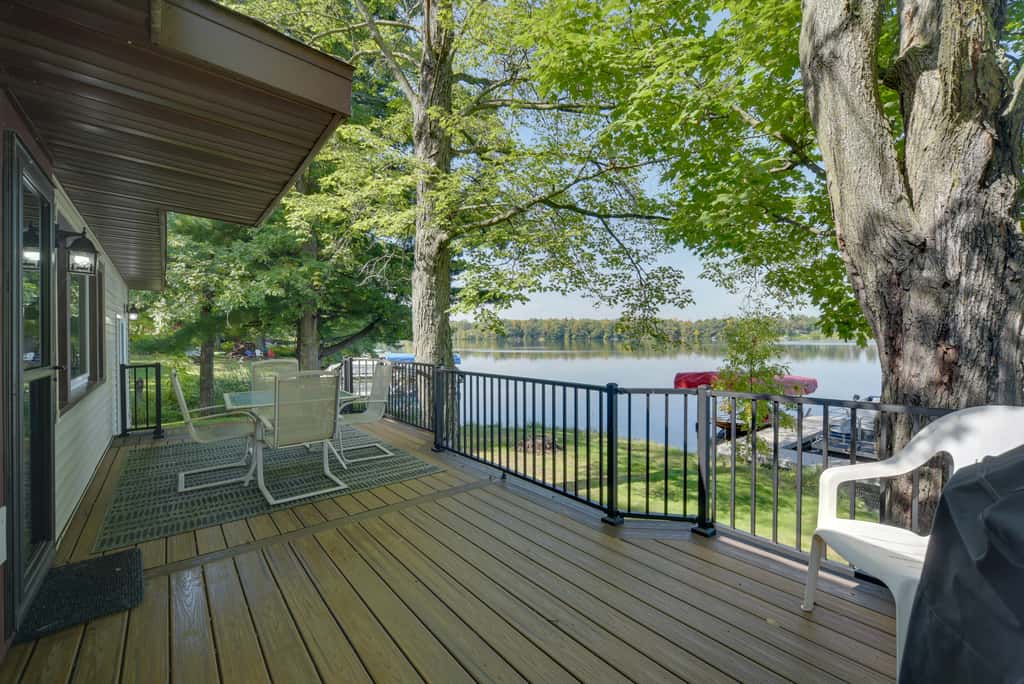 Pet Friendly  w/ Private Dock - Steps to Rice Lake