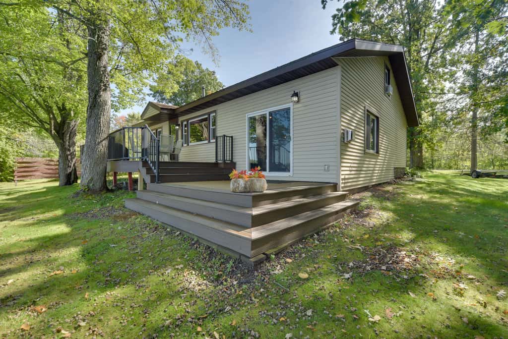 Pet Friendly  w/ Private Dock - Steps to Rice Lake
