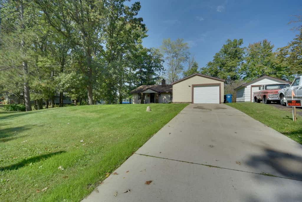 Pet Friendly  w/ Private Dock - Steps to Rice Lake