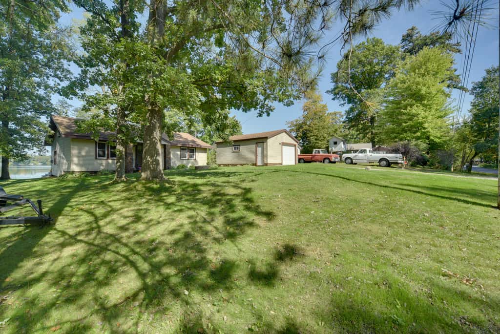 Pet Friendly  w/ Private Dock - Steps to Rice Lake