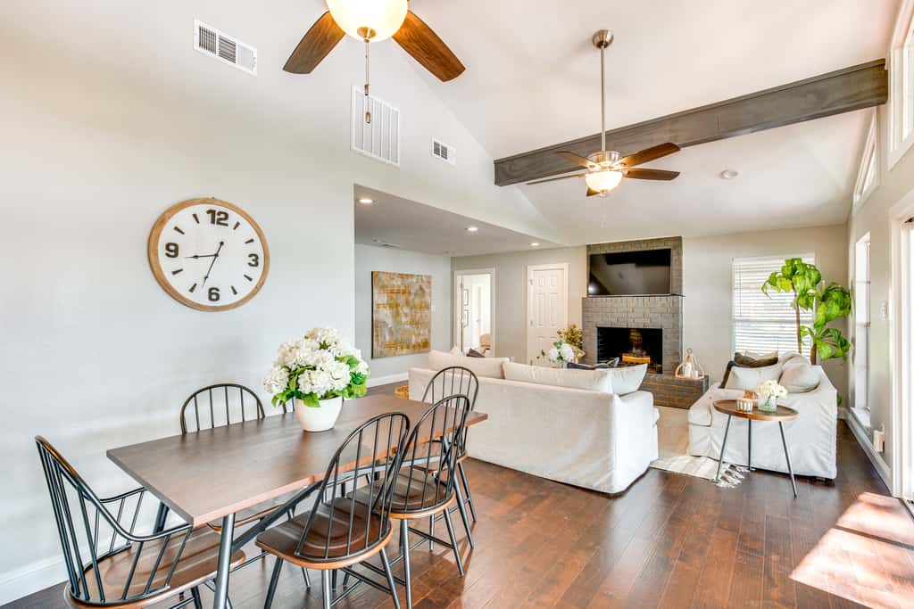Yard, Deck & Fire Pit: Cedar Creek Reservoir Gem