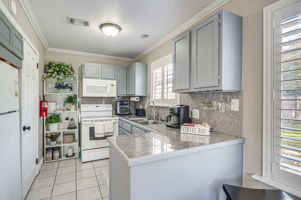 Walk to Beach: Waveland Retreat w/ Yard!