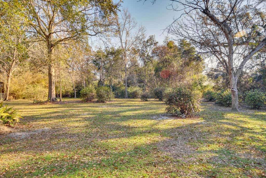 Walk to Beach: Waveland Retreat w/ Yard!