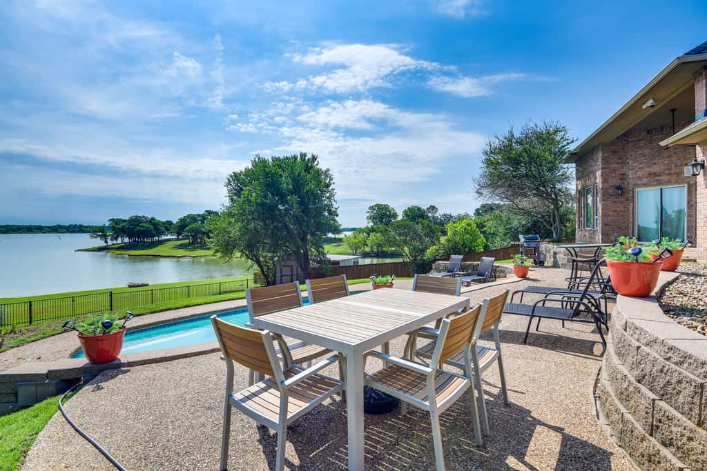 Poolside Fun! Private Lakefront Little Elm Escape