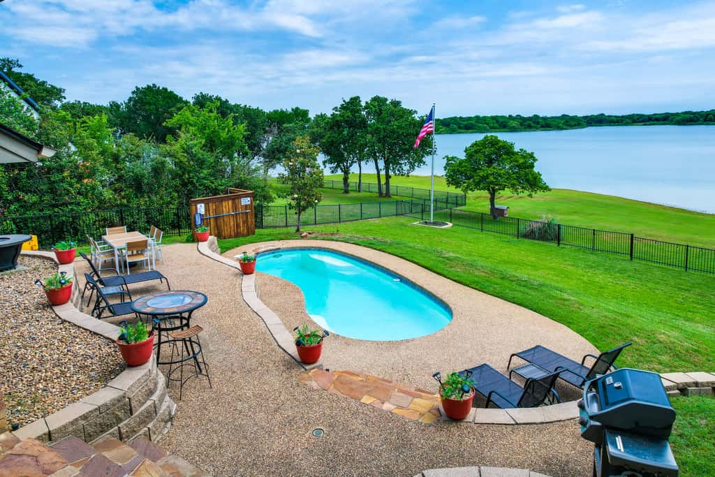 Poolside Fun! Private Lakefront Little Elm Escape
