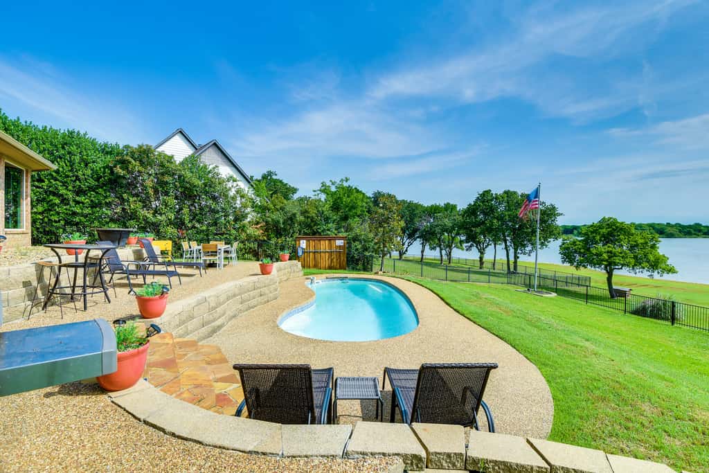Poolside Fun! Private Lakefront Little Elm Escape