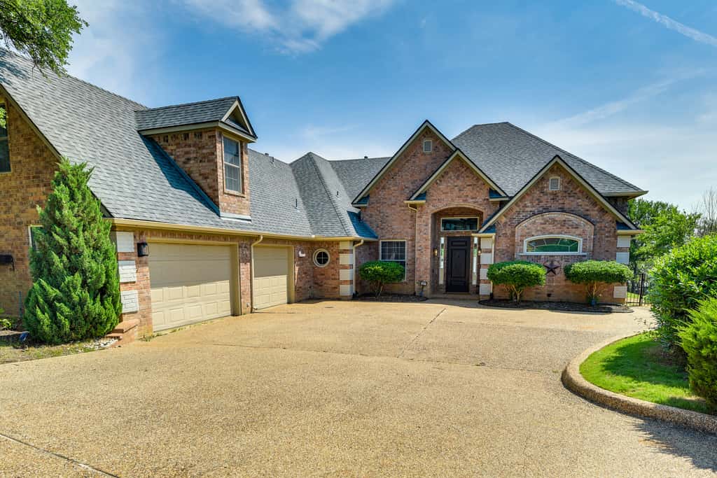 Poolside Fun! Private Lakefront Little Elm Escape