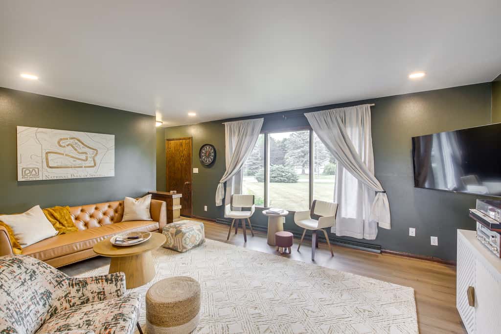 Updated Plymouth Home ~ 5 Mi to Road America!