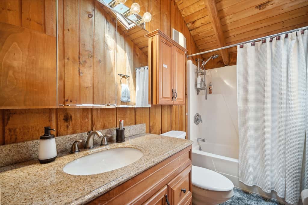 Wilmington Vacation Rental Near Hiking and Skiing!