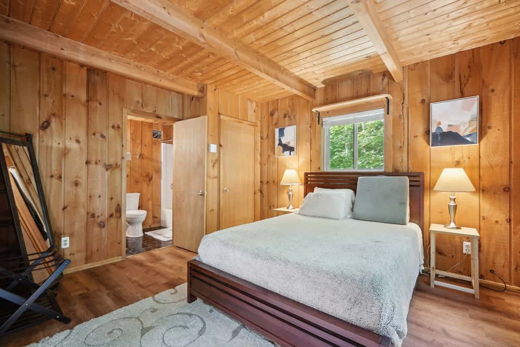 Wilmington Vacation Rental Near Hiking and Skiing!