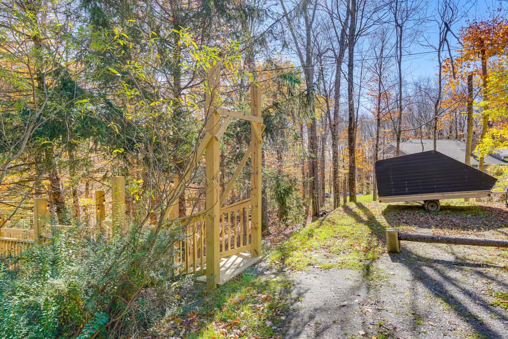 Wilmington Vacation Rental Near Hiking and Skiing!