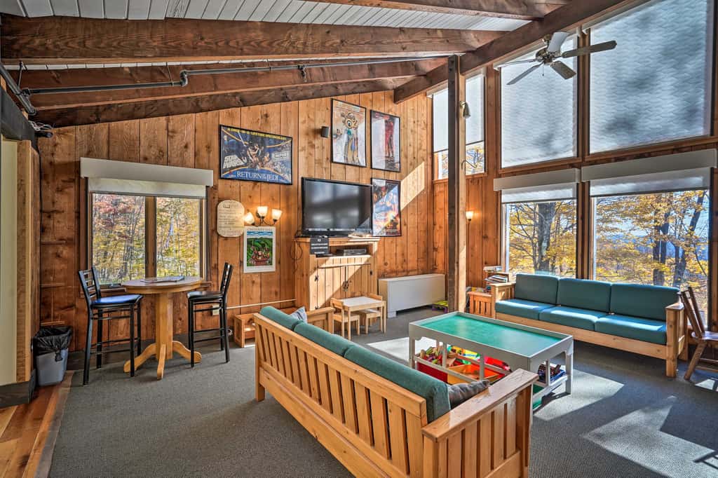 Wilmington Vacation Rental Near Hiking and Skiing!